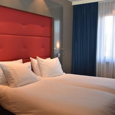 Blue Mansion Hotel Aalsmeer Exterior photo