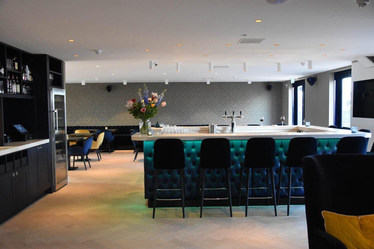 Blue Mansion Hotel Aalsmeer Exterior photo
