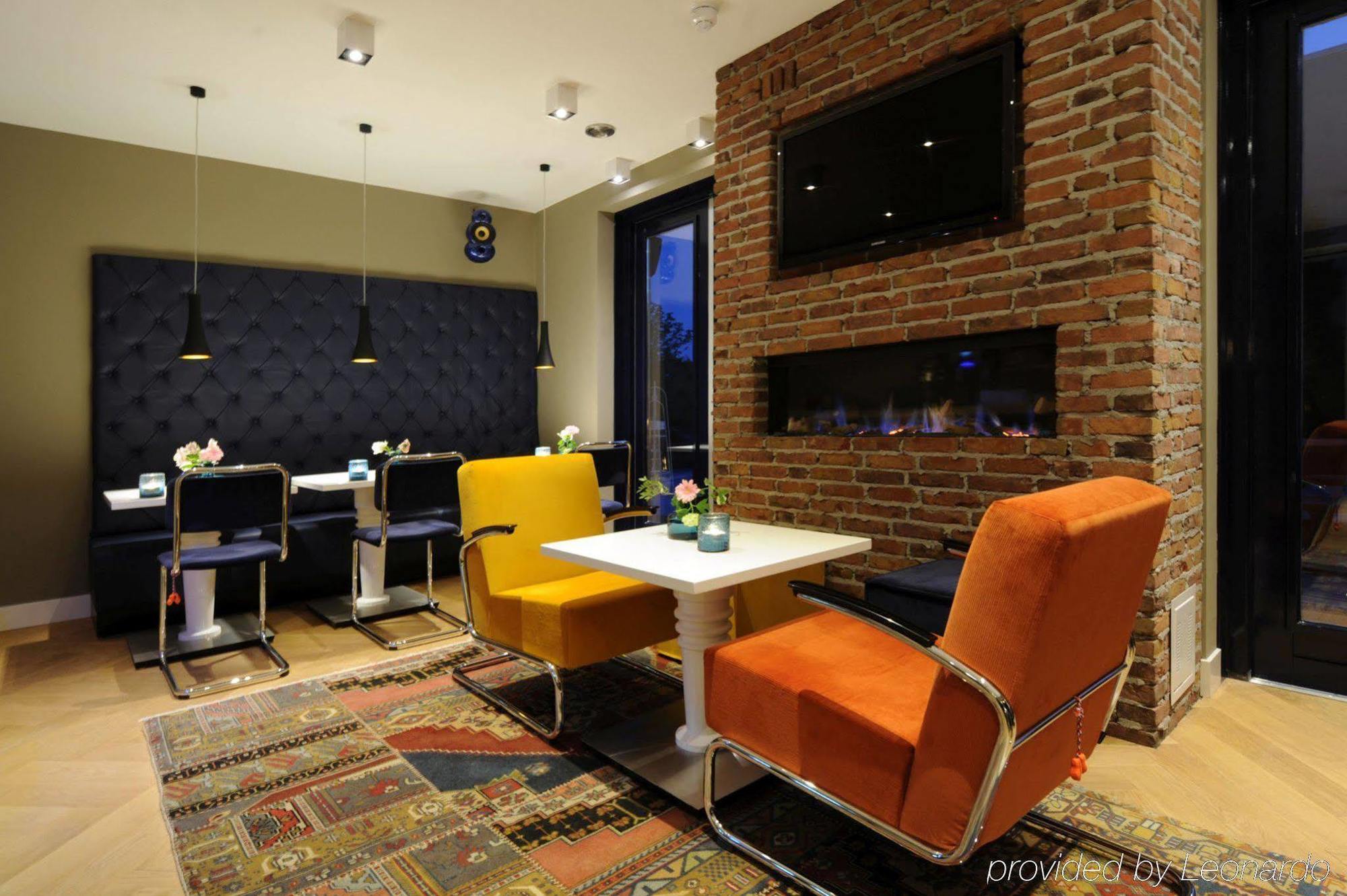 Blue Mansion Hotel Aalsmeer Exterior photo